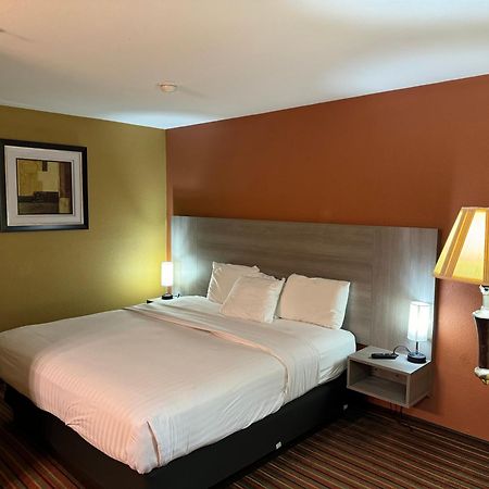 Surestay Hotel By Best Western Mt Pleasant Mount Pleasant ภายนอก รูปภาพ
