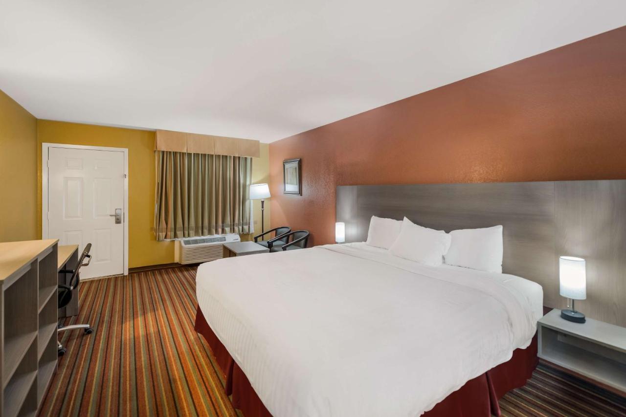 Surestay Hotel By Best Western Mt Pleasant Mount Pleasant ภายนอก รูปภาพ